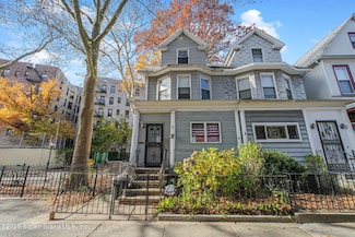 316 Sherman St, Brooklyn, NY 11218