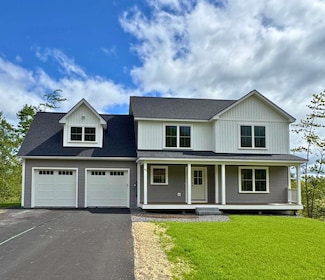42 Woodbrey Ln, Standish, ME 04084