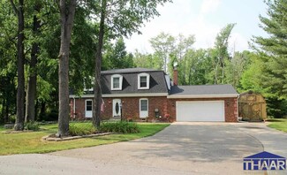 7385 S Kingswood St, Terre Haute, IN 47802
