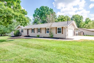 10100 Wolf Den Ln, Knoxville, TN 37932