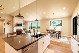 2645 Morrison Ranch Rd, Sheridan, WY 82801