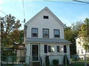 230 Simonson Ave, Staten Island, NY 10303