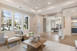 1004 Iris St, Redwood City, CA 94061