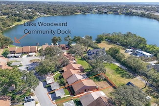 24 Cove Ln, Eustis, FL 32726