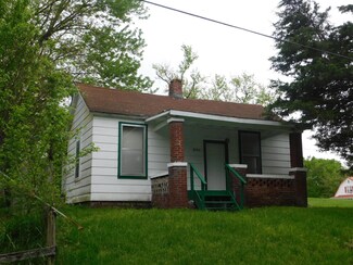 232 Hedges St, Moberly, MO 65270