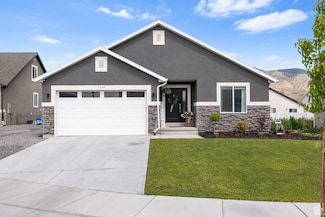 3614 N Lark Rd, Eagle Mountain, UT 84005