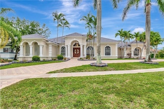 2296 Greenview Cove Dr, Wellington, FL 33414