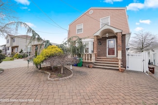 192 Ramapo Ave, Staten Island, NY 10309