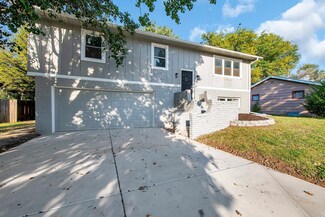 605 Fairview Ave, Newton, KS 67114