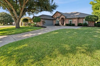 3120 Riverwood Dr, Fort Worth, TX 76116