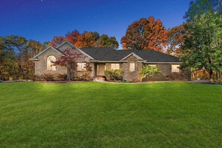1769 Starr View Ln, Middleville, MI 49333