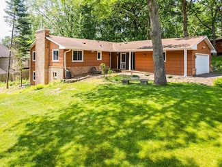 7651 W 86th St, Bloomington, MN 55438