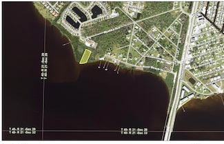 14163 River Beach Dr, Port Charlotte, FL 33953