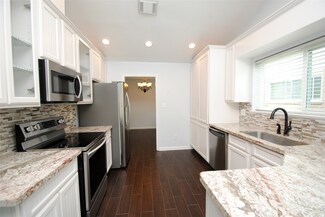 723 Red Rock Canyon Dr, Katy, TX 77450