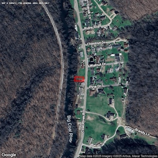 14368 Coal River Rd, Prenter, WV 25181