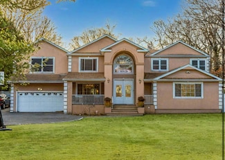 1076 Westminster Ave, Dix Hills, NY 11746