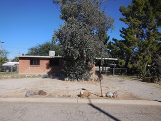 6409 E Calle Bootis, Tucson, AZ 85710