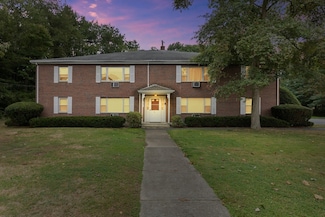 56 Mary Ln Unit 6, Bridgewater, MA 02324