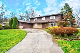 26436 Annesley Rd, Beachwood, OH 44122