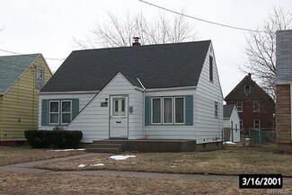 2747 Welch Ave, Niagara Falls, NY 14303