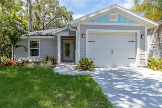 2933 Maiden Ln, Sarasota, FL 34231