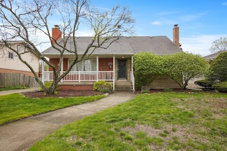 8814 Northcote Ave, Munster, IN 46321