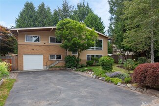 18611 Corliss Ave N, Shoreline, WA 98133
