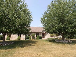 2776 Hogan Ave, La Porte, IN 46350