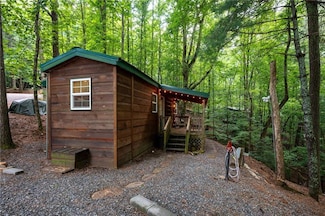 152 33rd St, Ellijay, GA 30540
