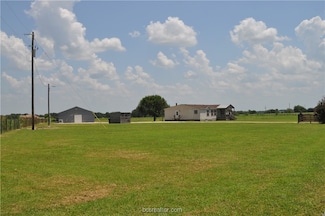 10901 Harmon School Rd, Burton, TX 77835