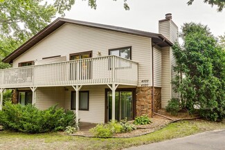 4520 Bridge Ct, Saint Paul, MN 55126