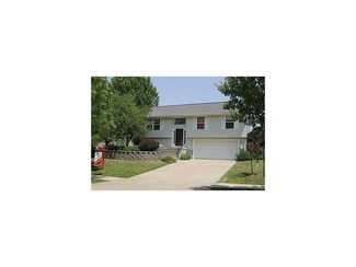 111 Sheridan Ave, Lisbon, IA 52253