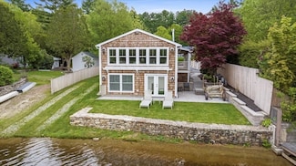 166 Klondike Rd, Dudley, MA 01571