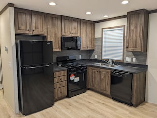 300 Forrest Ave Unit 120, Springfield, IL 62702