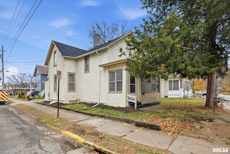 903 17th St, Rock Island, IL 61201