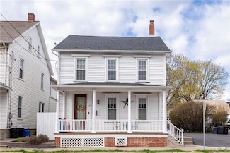 128 Mauch Chunk St, Nazareth, PA 18064