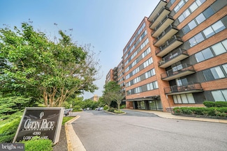 4390 Lorcom Ln Unit 810, Arlington, VA 22207