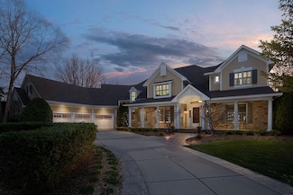 18371 Bearpath Trail, Eden Prairie, MN 55347