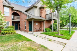 28498 Carlton Way Dr Unit 63, Novi, MI 48377