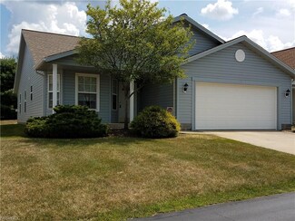 3950 Marsh Creek Ln Unit 10, Rootstown, OH 44272
