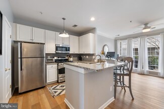 1907 Kenwood Ave, Alexandria, VA 22302