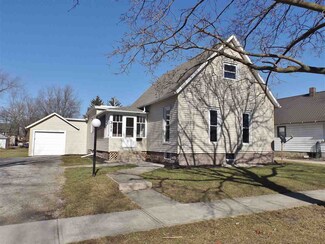 311 E Oak St, Butler, IN 46721