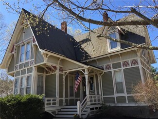 23 Goodwin St, South Berwick, ME 03908