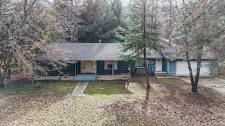 51 Pleasant Dr, Lewiston, CA 96052