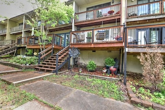 601 Dave Creek Pkwy, Fairfield Bay, AR 72088