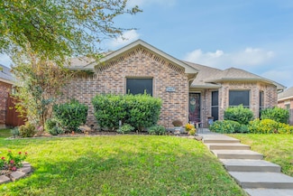 2937 Mayfair Ln, Lancaster, TX 75134