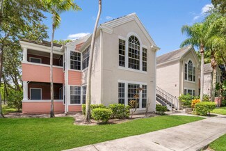 1055 Crystal Way Unit J, Delray Beach, FL 33444