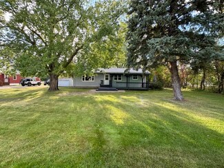 328 3rd Ave, Lake Bronson, MN 56734