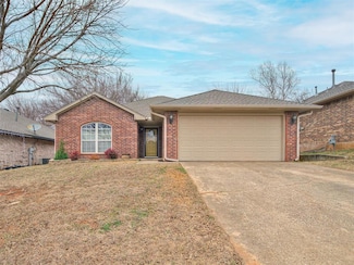 1405 Northern Hills Rd, Norman, OK 73071