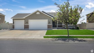 1026 E Searle Ln, Eagle Mountain, UT 84005